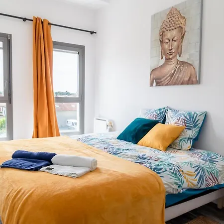 Frenchyhomes☆rooftop☆centreville☆plage☆wifi * 居让梅斯特拉